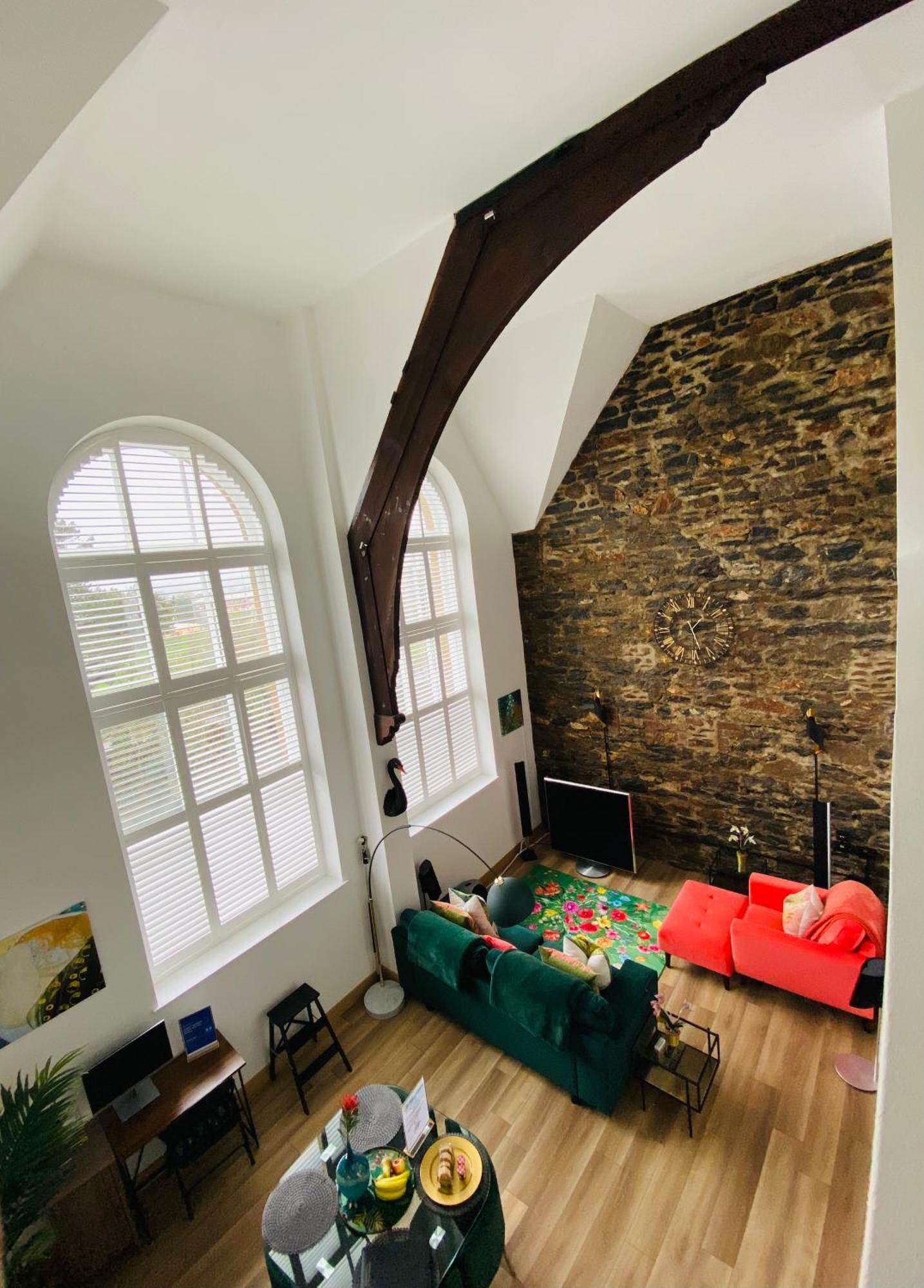 Luxury 1 Bedroom Duplex With Free Parking Apartamento *